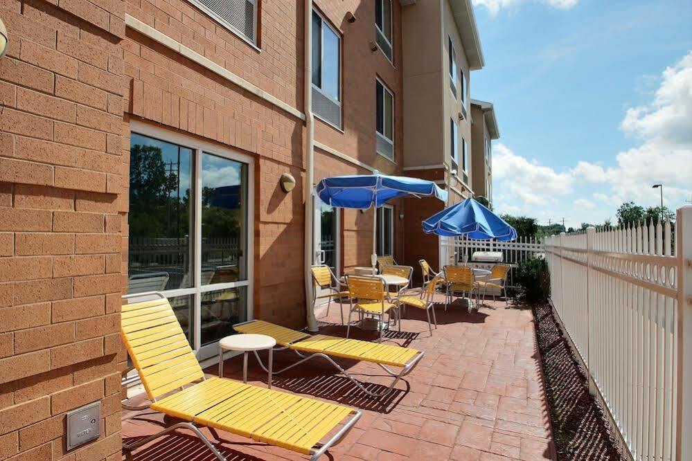 Fairfield Inn & Suites By Marriott Milwaukee Airport Oak Creek Bagian luar foto
